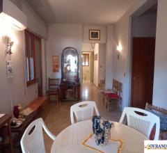 Case - Carini/johnnie walker/magellano: villa unifamiliare su 3 livelli
