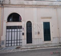 Case - Novoli (le) - salento, italy - appartamento al primo piano con terrazzino, garage ed area solare.