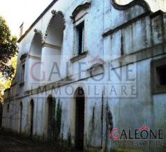 Case - Dimora d'epoca con parco secolare, volte a stella e terrazzi a livello.