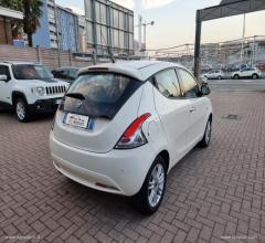 Auto - Lancia ypsilon 1.2 69 cv 5p. gpl ecochic gold