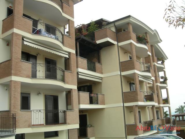 Case - Appartamento di nuova costruzione in condominio signorile