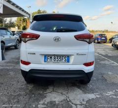 Auto - Hyundai tucson 1.7 crdi xpossible