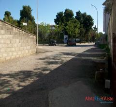 Case - Garage in zona servita, comodo accesso.