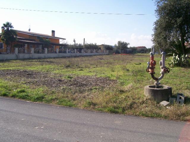 Case - Terreno edificabile in via tre croci di cepagatti