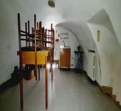 Appartamenti in Vendita - Casa indipendente in vendita a modugno centro storico