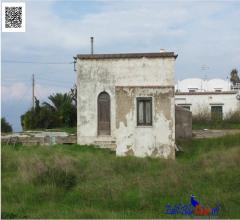 Case - Casa immersa nel verde panoramica con progetto di ristrutturazione approvato