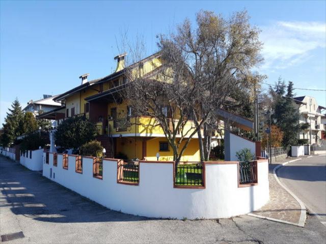 Appartamenti in Vendita - Villa in vendita a san giovanni teatino sambuceto