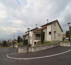 Villa bifamiliare ad oggiono