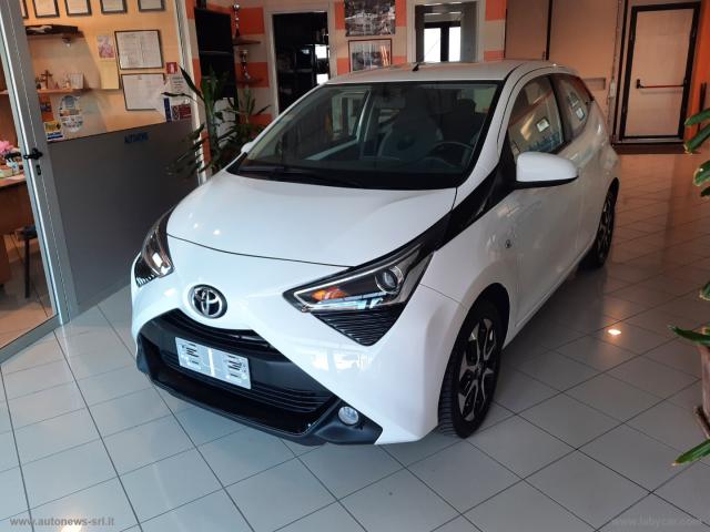 Auto - Toyota aygo 1.0 vvt-i 72 cv 5p. x-play