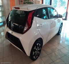 Auto - Toyota aygo 1.0 vvt-i 72 cv 5p. x-play