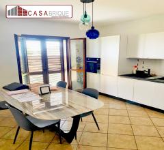 Casabrique vende a santa flavia