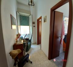 Case - Grazioso bivani con annessa cantina zona boccetta