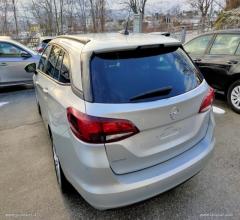Auto - Opel astra 1.2 turbo 145 cv st elegance
