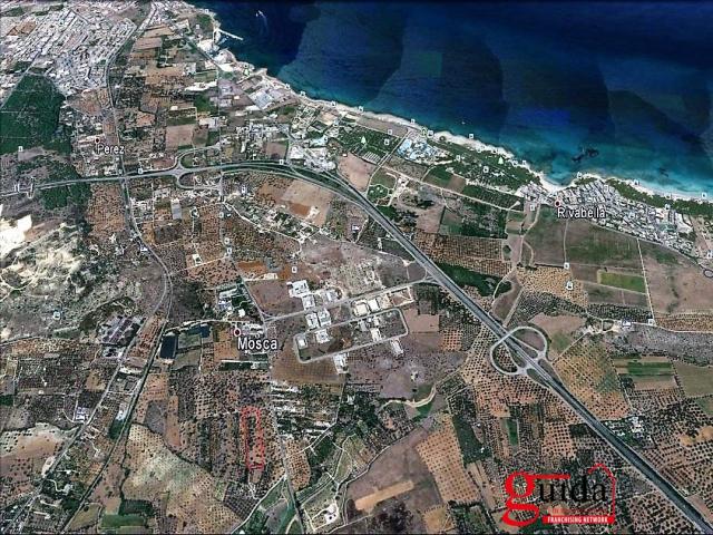 Case - Terreno-edificabile-in-vendita-a-gallipoli-sulla-strada-chiesanuova-sannicola-a-3-km-dal-mare
