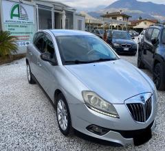 Auto - Lancia delta 1.6 mjt silver