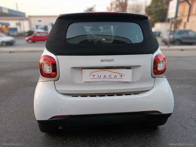 Auto - Smart fortwo 70 1.0 twinamic cabrio passion