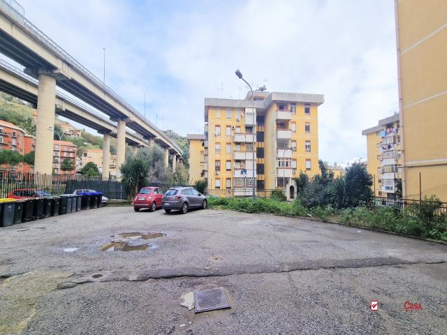 Case - Svincolo gazzi, 3 vani in ottimo stato