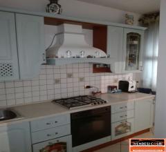 Case - Appartamento quattro vani ed acc. con box auto zona piazza kolbe