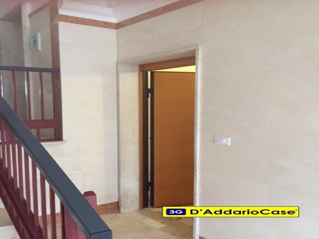 Case - Locale uso professionale via emilia