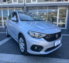 Auto - Fiat tipo 1.6 mjt s&s 5p. easy