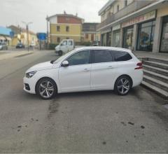 Auto - Peugeot 308 bluehdi 120 s&s eat6 sw allure