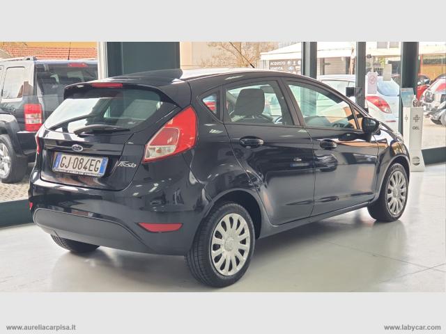 Auto - Ford fiesta 1.4 5p. bz.- gpl titanium