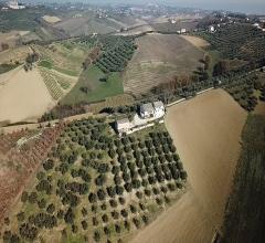 Appartamenti in Vendita - Casa indipendente in vendita a pianella cerratina