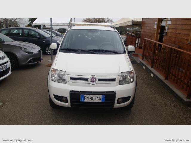 Auto - Fiat panda 1.2 4x4 climbing