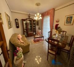 Appartamenti in Vendita - Casa indipendente con terrazzo,cantina e patio