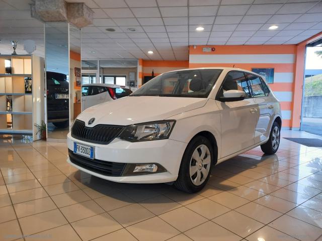 Auto - Skoda fabia 1.0 mpi 60 cv design edition