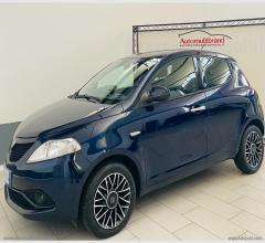 Auto - Lancia ypsilon 1.2 69 cv 5p. mya