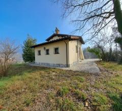 Case - Casaletto in posizione dominante