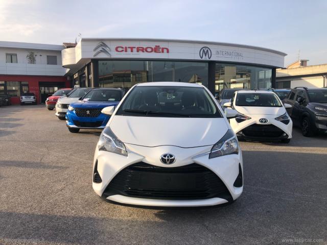 Auto - Toyota yaris 1.5 5p. active