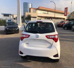 Auto - Toyota yaris 1.5 5p. active