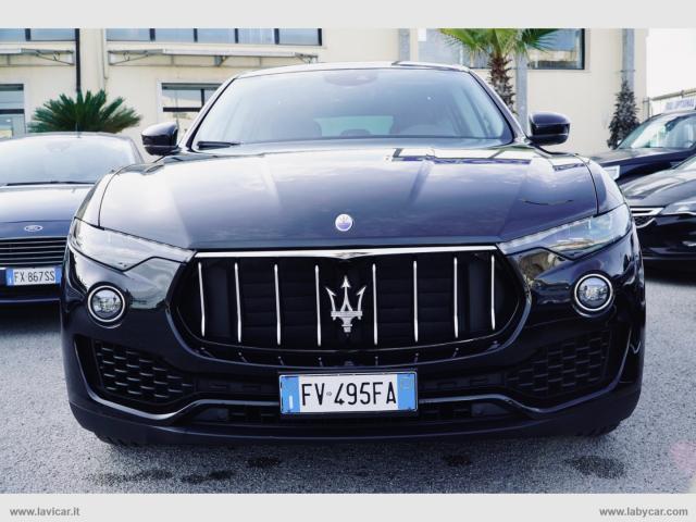 Auto - Maserati levante v6 diesel awd 250 cv