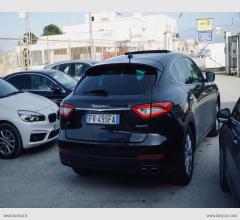 Auto - Maserati levante v6 diesel awd 250 cv