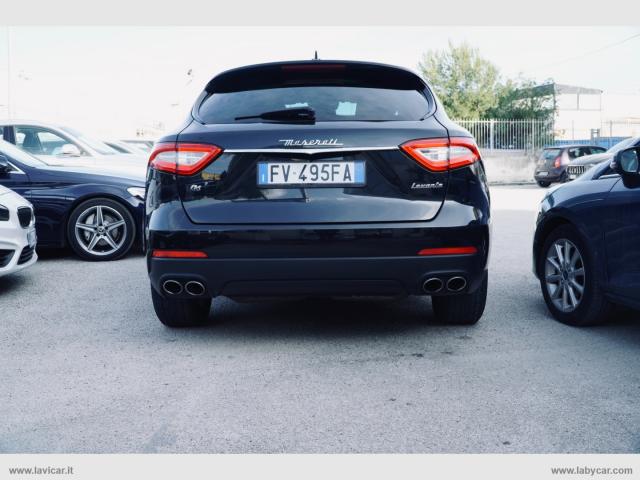 Auto - Maserati levante v6 diesel awd 250 cv