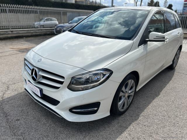 Auto - Mercedes-benz b 180 d automatic executive