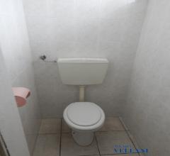Case - Affittasi negozio in centro storico