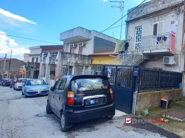 San filippo inf., appartamento piano terra con posto auto