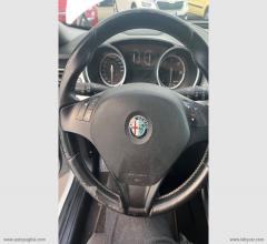 Auto - Alfa romeo giulietta 1.6 jtdm-2 105 cv distinctive