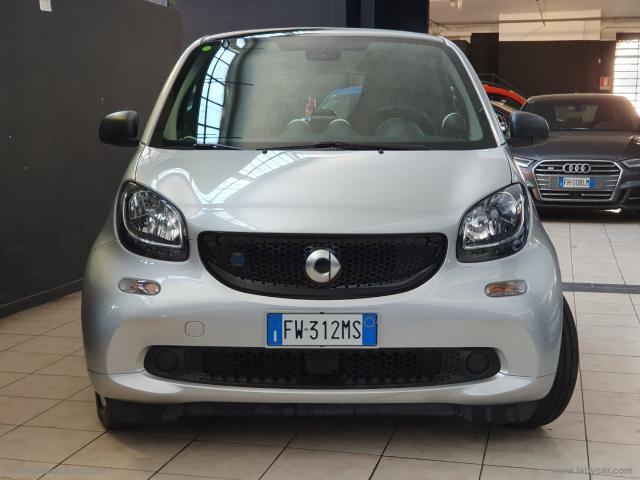 Auto - Smart fortwo eq passion