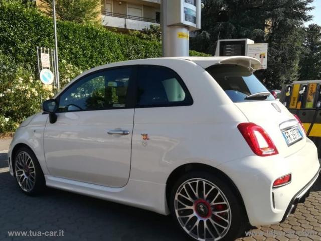 Auto - Abarth 595 1.4 turbo t-jet 165 cv turismo