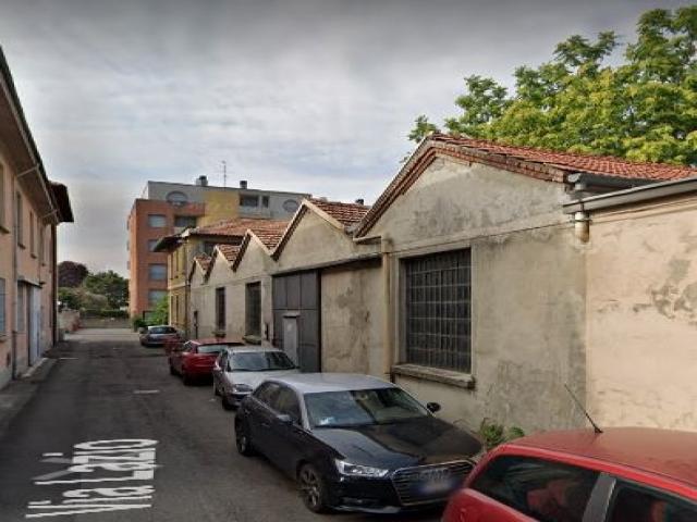 Case - Fabbricati costruiti per esigenze industriali - via roma 108