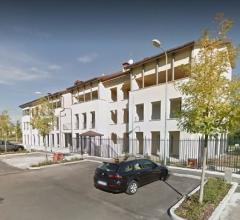 Case - Abitazione di tipo civile - viale francesco melzi d'eril 399