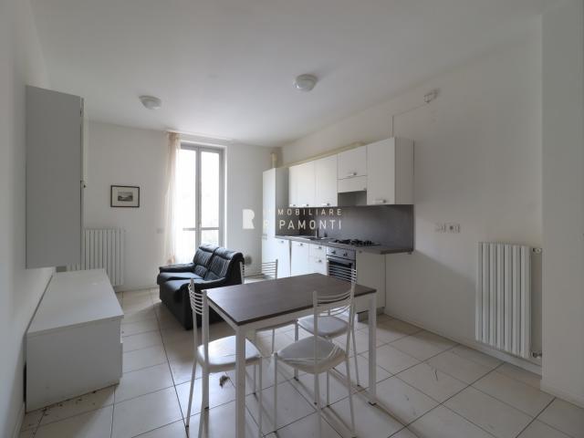 Case - Bilocale arredato, con cortile privato