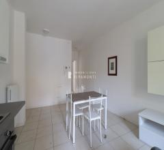 Case - Bilocale arredato, con cortile privato