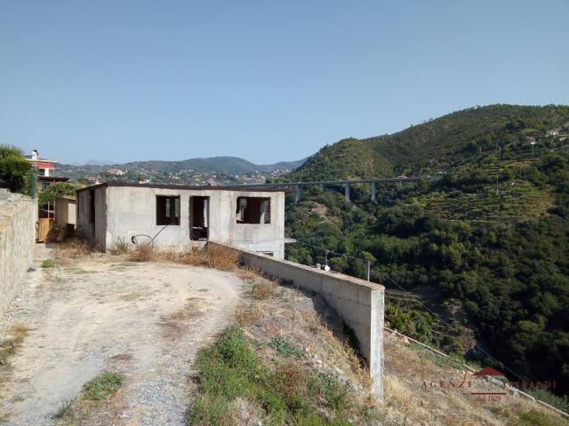Case - Villa vista mare da completare