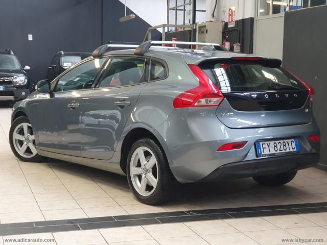 Auto - Volvo v40 d2 1.6 business edition