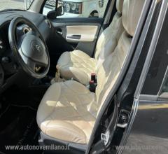 Auto - Citroen c3 1.1 airdream gold by pinko